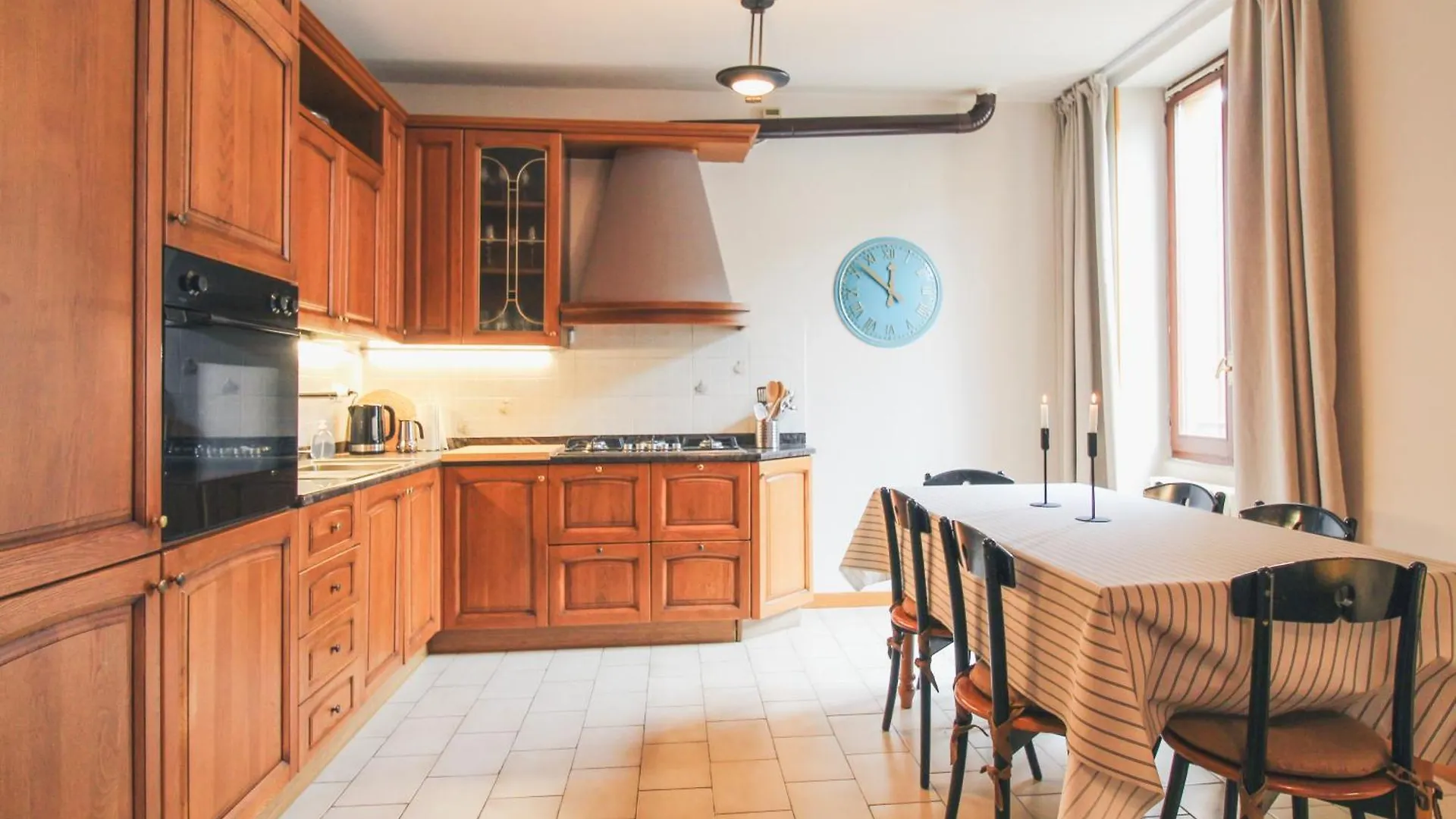 Apartment Appartamento Via Vittorio Veneto 45 Gravedona